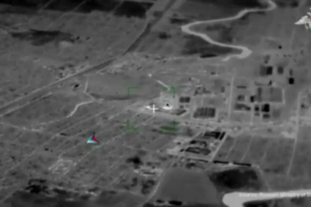 Russian missiles strike Ukrainian HQ - MOD (VIDEO)
