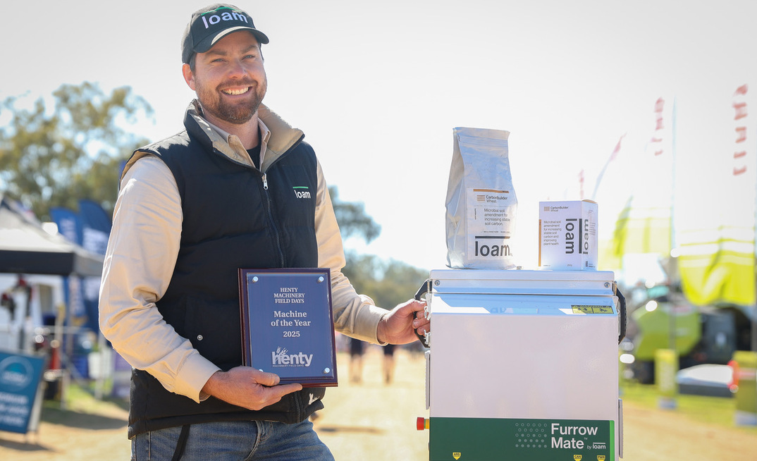 Loam Bio mechanical engineer, Andrew Godwin, accepts the Henty Machine of the Year award for the FurrowMate.