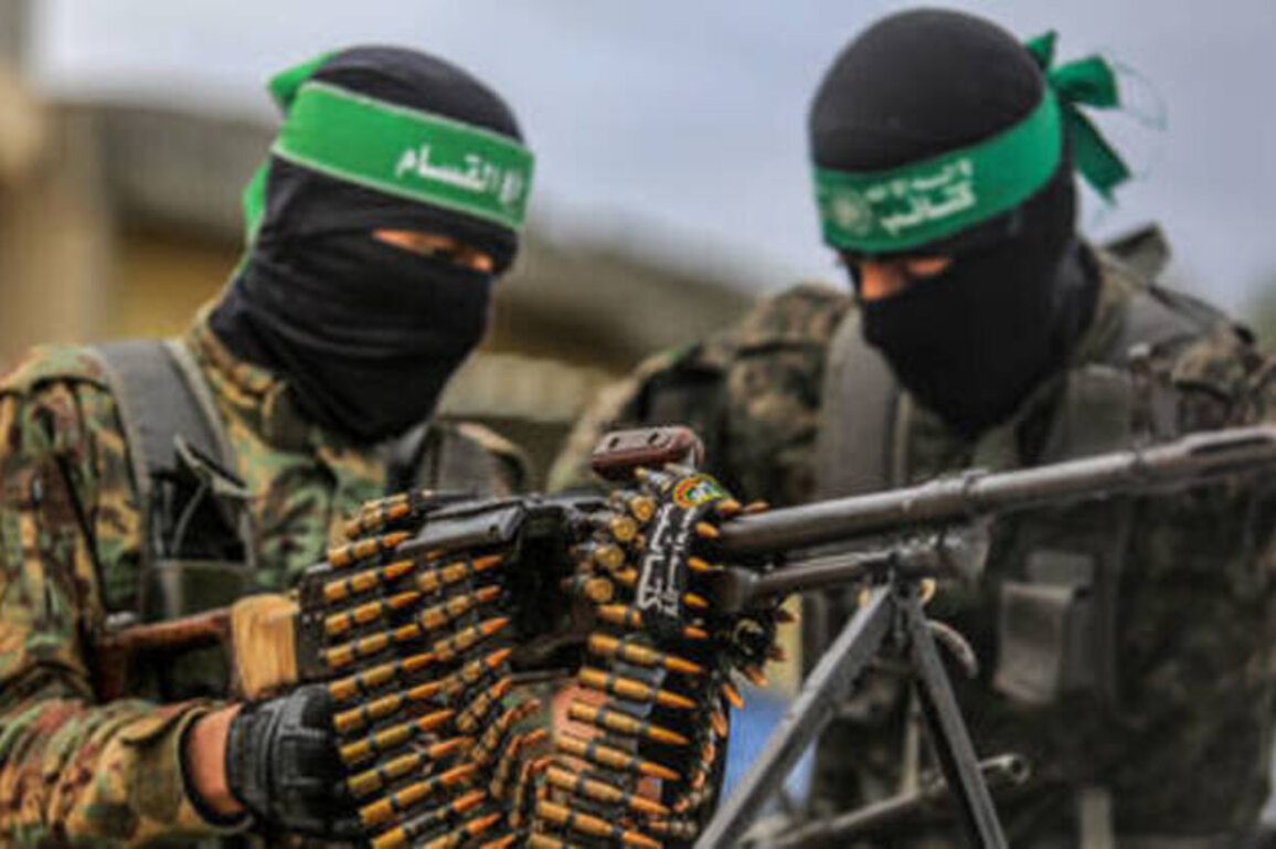 Hamas agrees to disarm - media