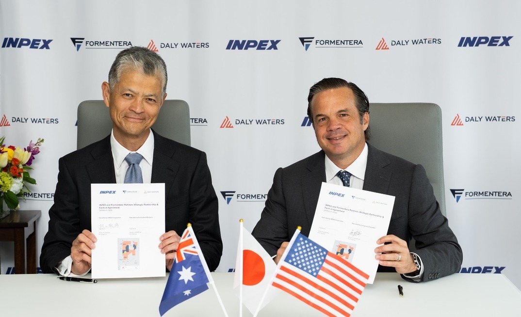INPEX Managing Director, Country Chair Australia Tetsu Murayama (left) and Formentera Partners Managing Partner Bryan Sheffield