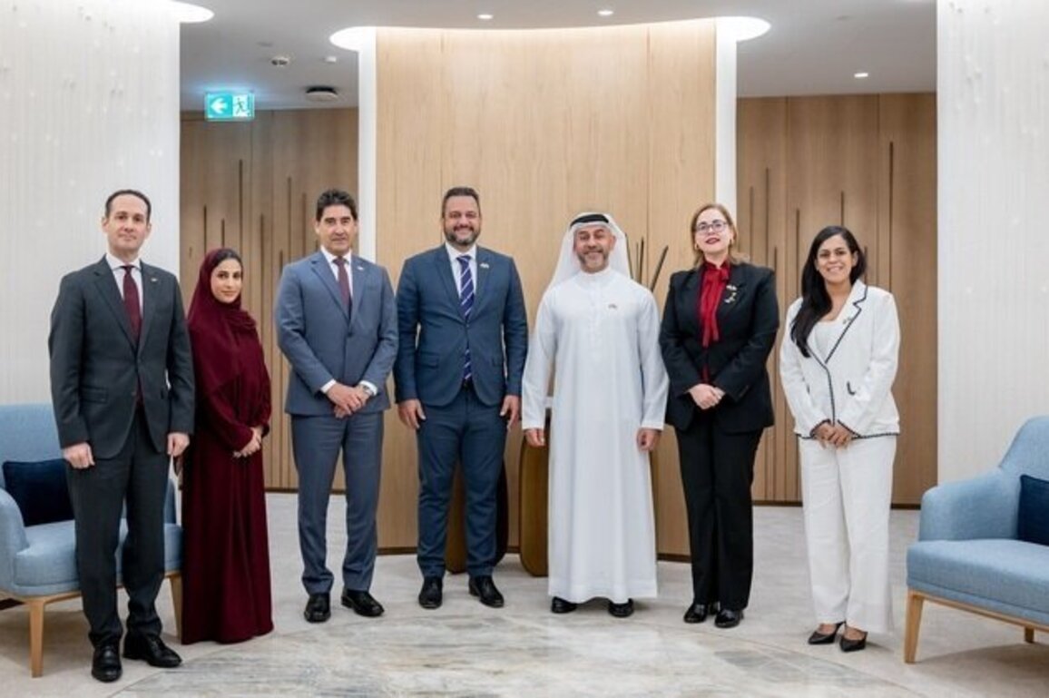 Dominican Republic officials explore UAE's Government modernisation experience