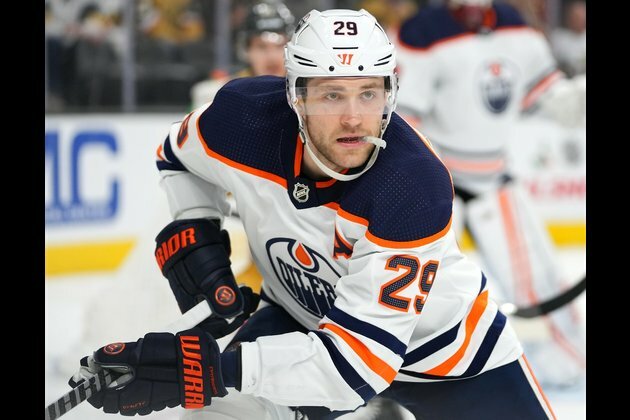 Surging Oilers pursue rare win over Penguins