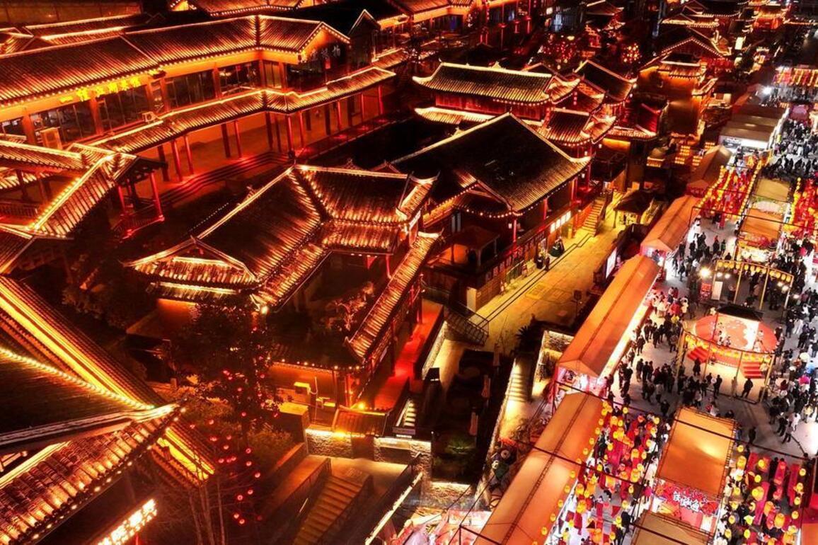 Economy | China's consumer market sees a strong start to the Year of the Horse