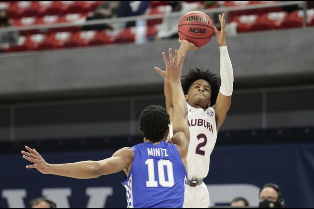 Resurgent Auburn visits Arkansas