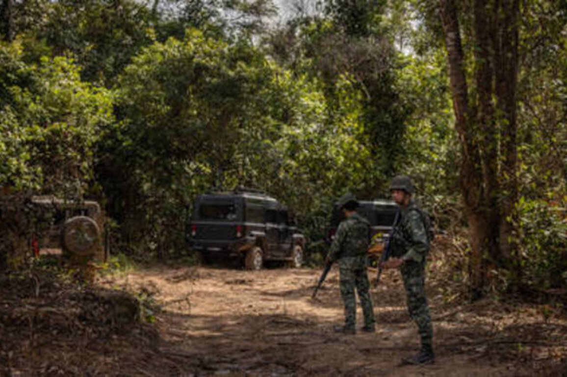 Clashes erupt along Thai-Cambodian border