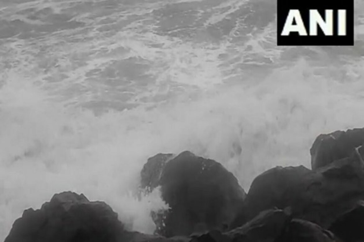 Section 144 imposed on coastal areas of Puducherry as cyclone 'Michaung' approaches
