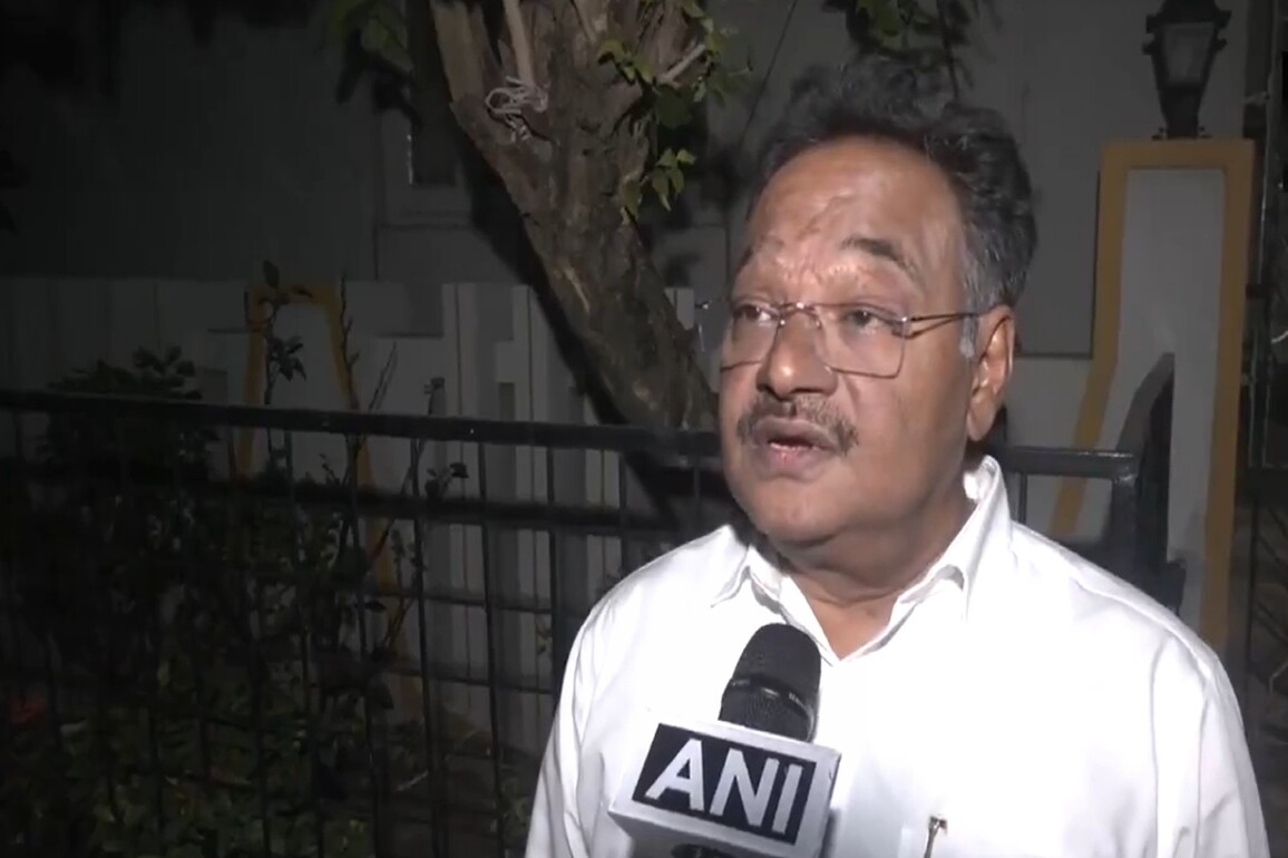 "TMC is pressuring BLOs to upload incorrect voters", alleges WB BJP