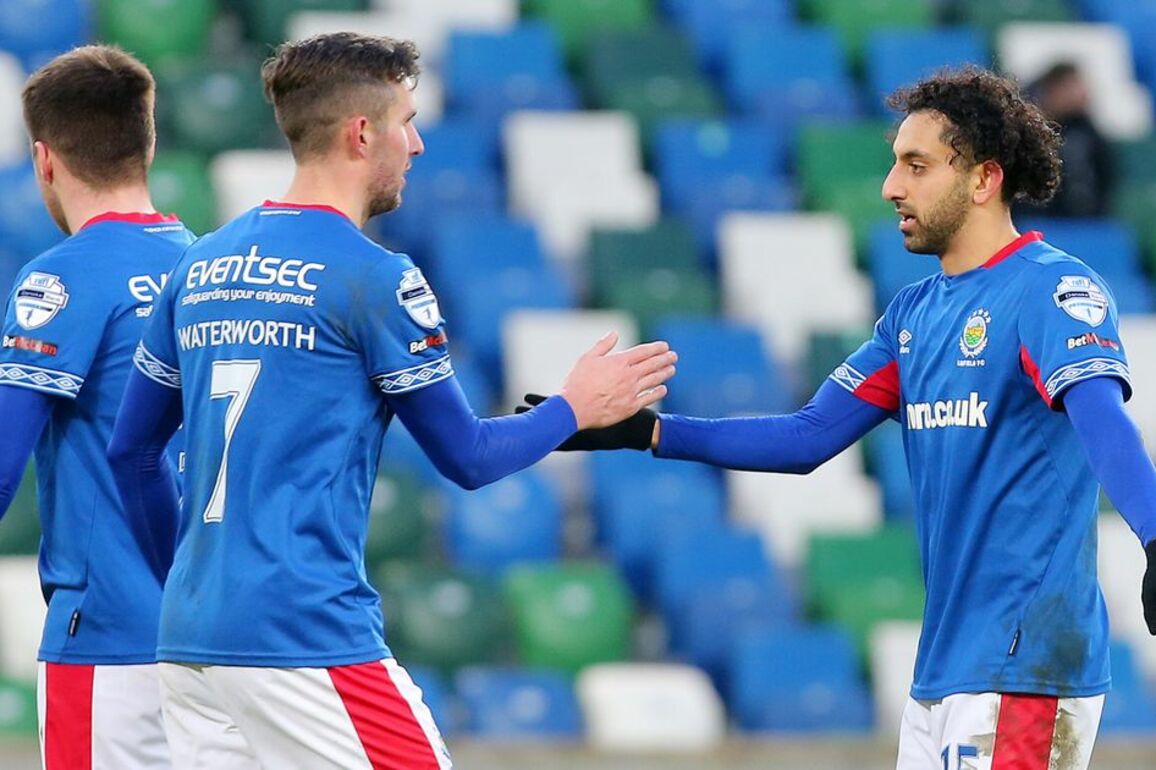 Ian Wright snaps up former Irish League star for Baller League team