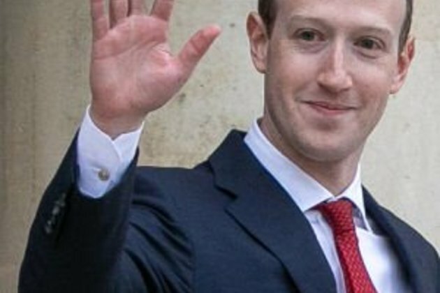 Facebook CEO eases tensions but lawmakers press on privacy rules