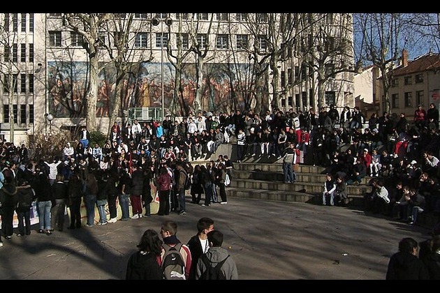 Viral ‘Nicolas foots the bill’ fuels France’s generational rift