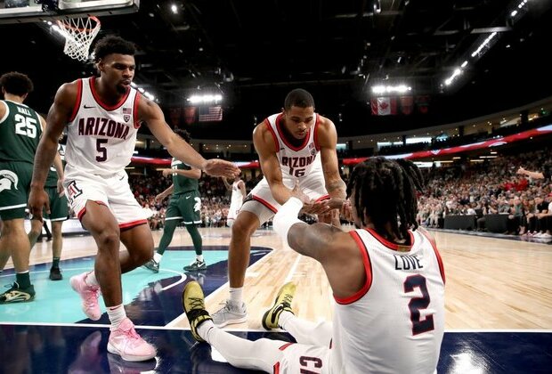 Caleb Love, Keshad Johnson carry polished No. 2 Arizona vs. Colgate