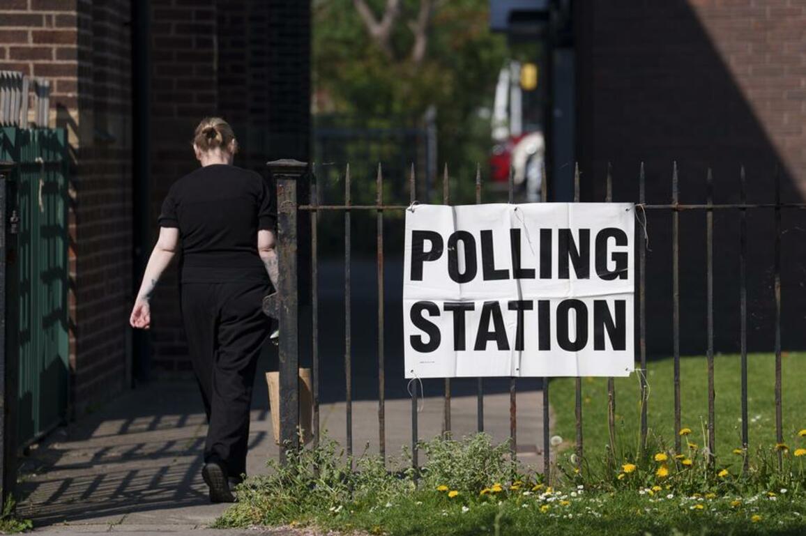 UK to overhaul immigration after Reform local election wins