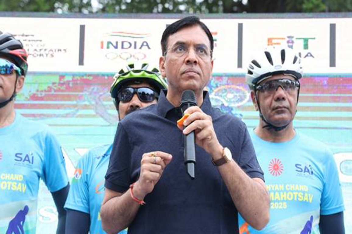 Sports Minister Mandaviya leads cycling event in Delhi on Major Dhyan Chand's 120th birth anniversary