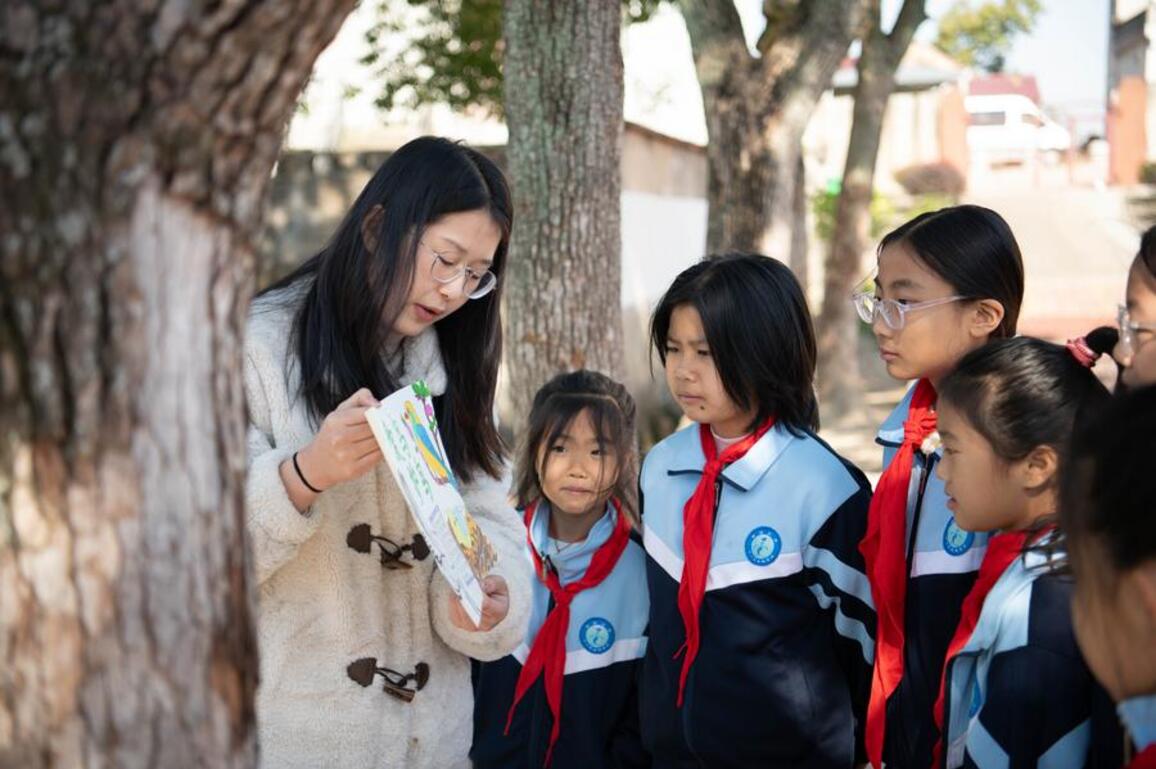 GLOBALink | E China's primary school turns adjacent wetland into "nature classroom"