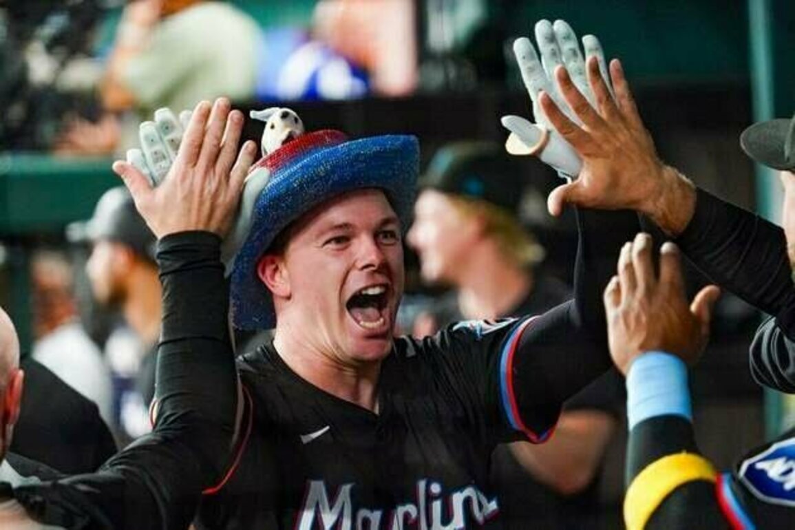 Marlins hold off reeling Rangers to win 5th straight