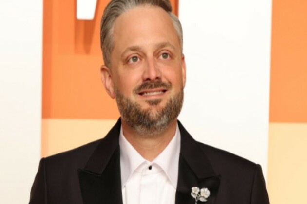 Comedian Nate Bargatze to host 77th Emmy Awards