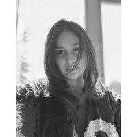 "Light was gorgeous...": Ileana D'Cruz posts adorable selfie while taking short break from feeding baby
