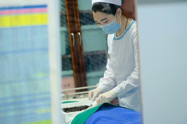 InPics | Mongolian medicine hospital nurses in N China's Inner Mongolia