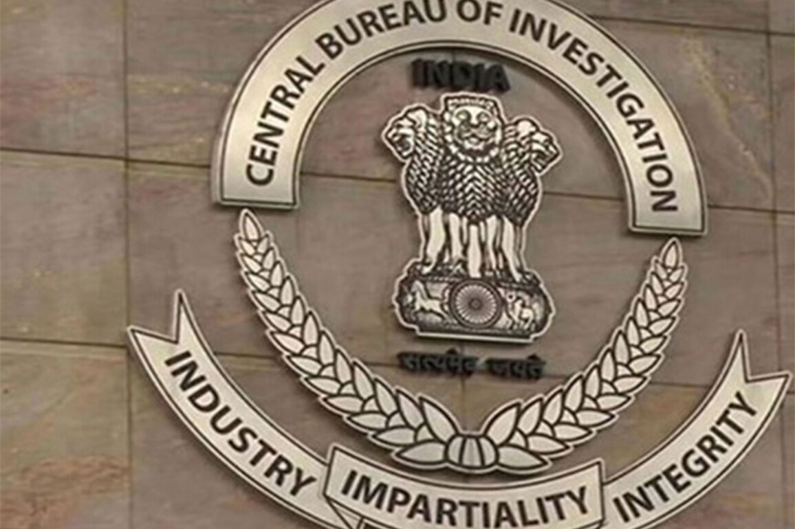 Sathankulam custodial death case: Madurai court awards death penalty to 9 police personnel for torture, murder of father-son duo