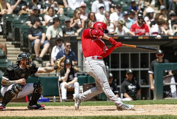 Angels rout White Sox as Shohei Ohtani homers twice