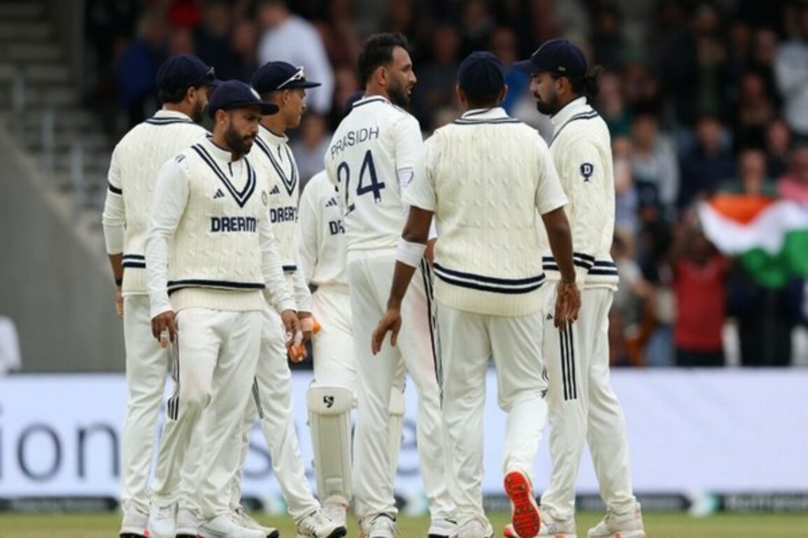 Shardul, Prasidh change complexion of 1st Test in India's favour as England stand 102 runs away from win