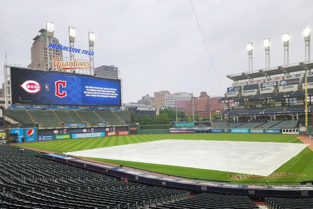 Reds-Guardians game postponed due to bad weather