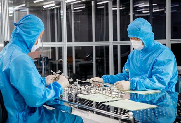 Vietnam plans to build first semiconductor plant