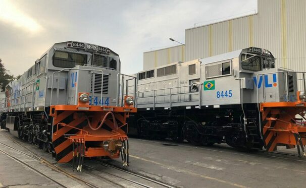 Locomotivas da VLI na Ferrovia Centro Atlântica/Divulgação