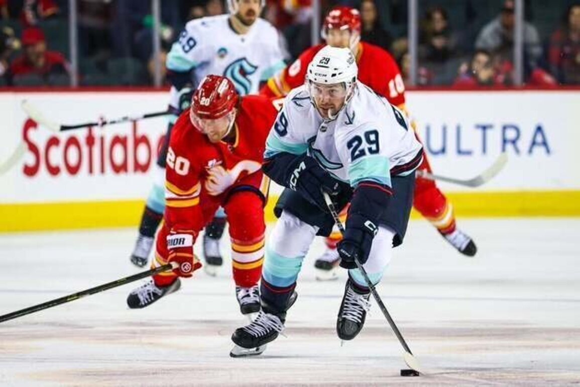 Surging Kraken continue busy month with return to Calgary