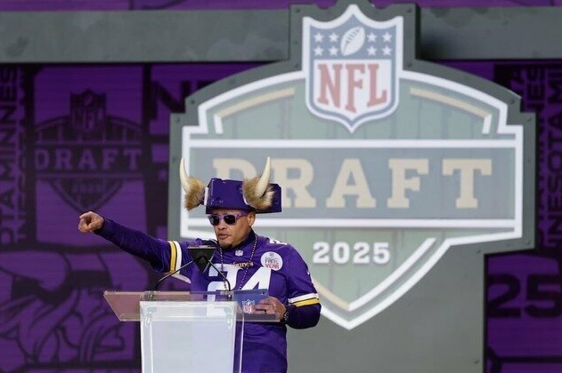 Monday Morning Mailbag: Fans React to Vikings 2025 NFL Draft Class