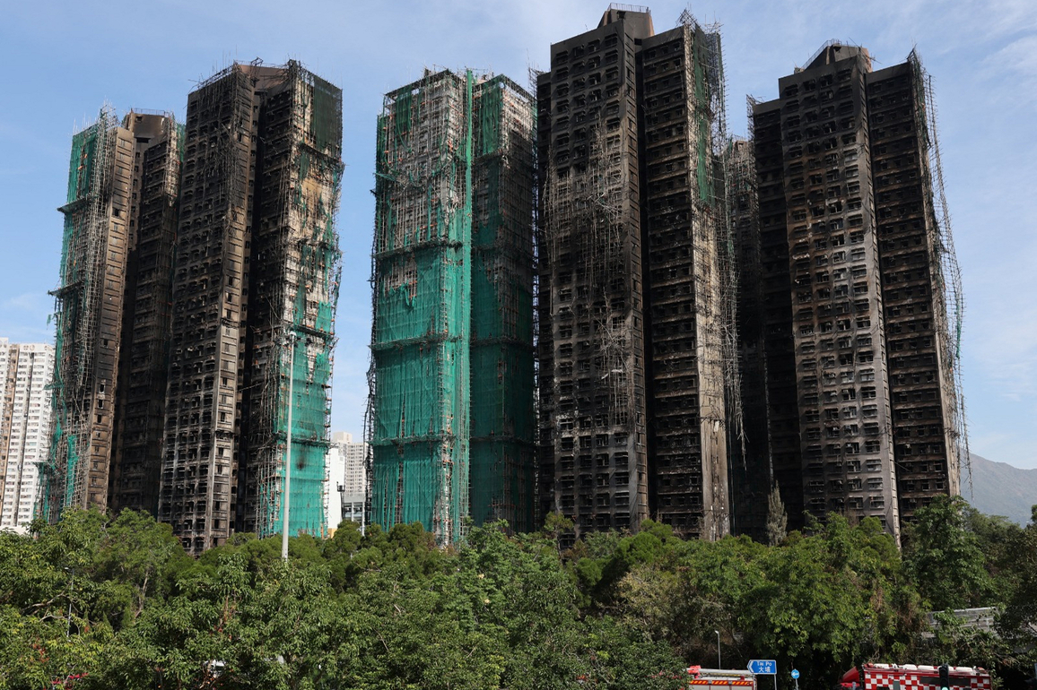 Hong Kong inferno death toll rises to 128 with 200 people still missing