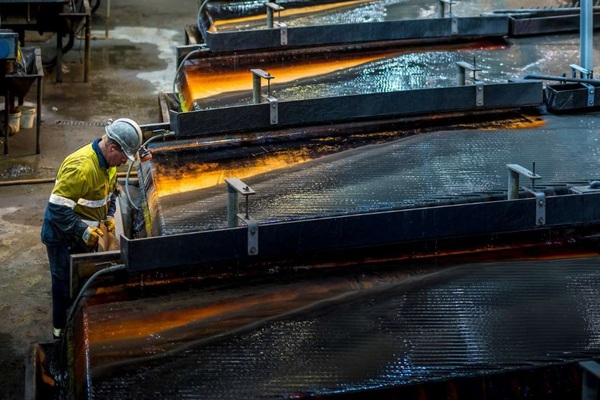 Metals X takes stake in neighbour