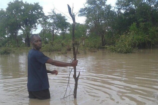 Storms force shutdown of key Angolan export route  media