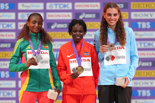 (SP)JAPAN-TOKYO-ATHLETICS-WORLD ATHLETICS CHAMPIONSHIPS-WOMEN'S MARATHON-AWARDING CEREMONY