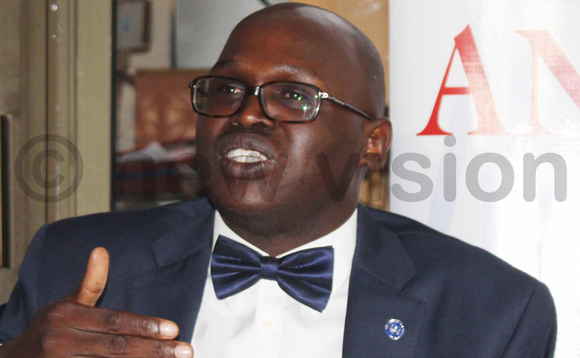 Pulezidenti w'ekibiina ekigatta bannamateeka, Francis Gimara Pulezidenti w'ekibiina ekigatta bannamateeka, Francis Gimara