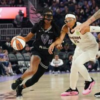 Dream use third-quarter surge to put away Valkyries