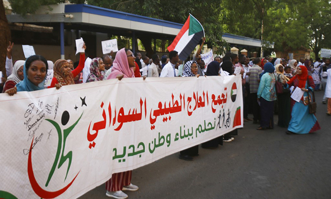 Sudan Islamists back army in push to preserve sharia Sudan Islamists back army in push to preserve sharia