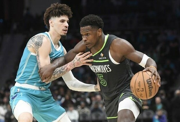 Timberwolves run win streak to 3 by beating Hornets