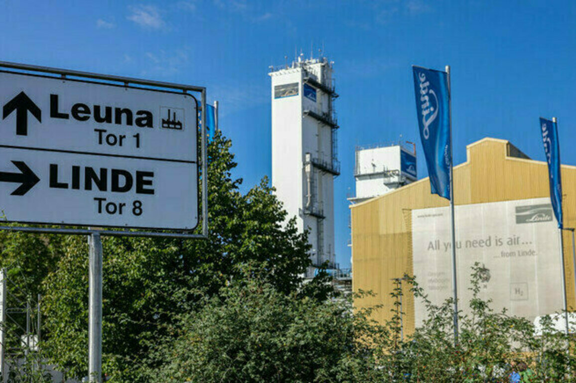 EU industry bosses want Russian gas supplies restored  Reuters