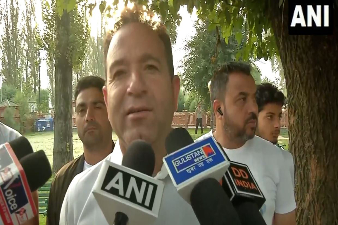 Kashmir's youth for Namo Yuva Run, Ek Bharat Shreshtha Bharat: J-K LoP Sunil Sharma