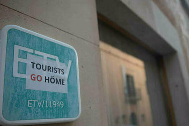 Spanish islanders demand expulsion of Germans - media (PHOTOS, VIDEOS)