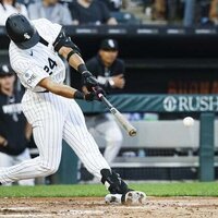 Davis Martin, White Sox hold down Braves, grab first in AL Central