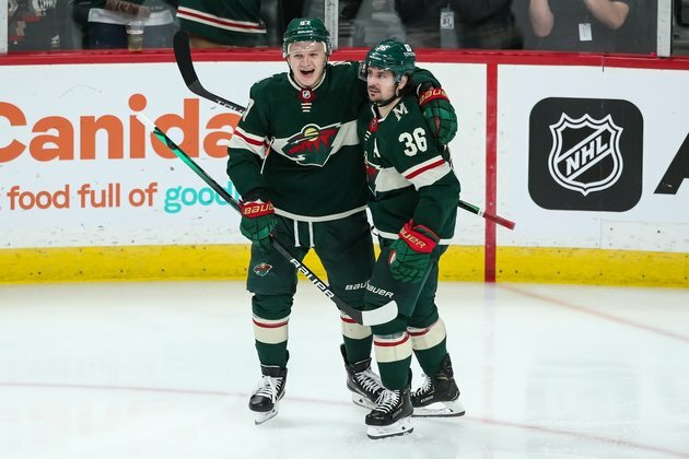 NHL roundup: Wild score twice in four seconds, dump Ducks