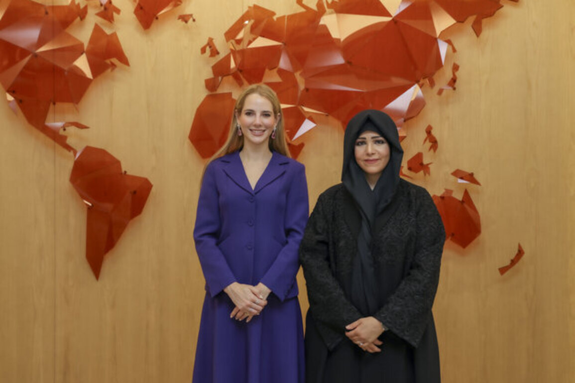 Latifa bint Mohammed meets with Ecuador's First Lady
