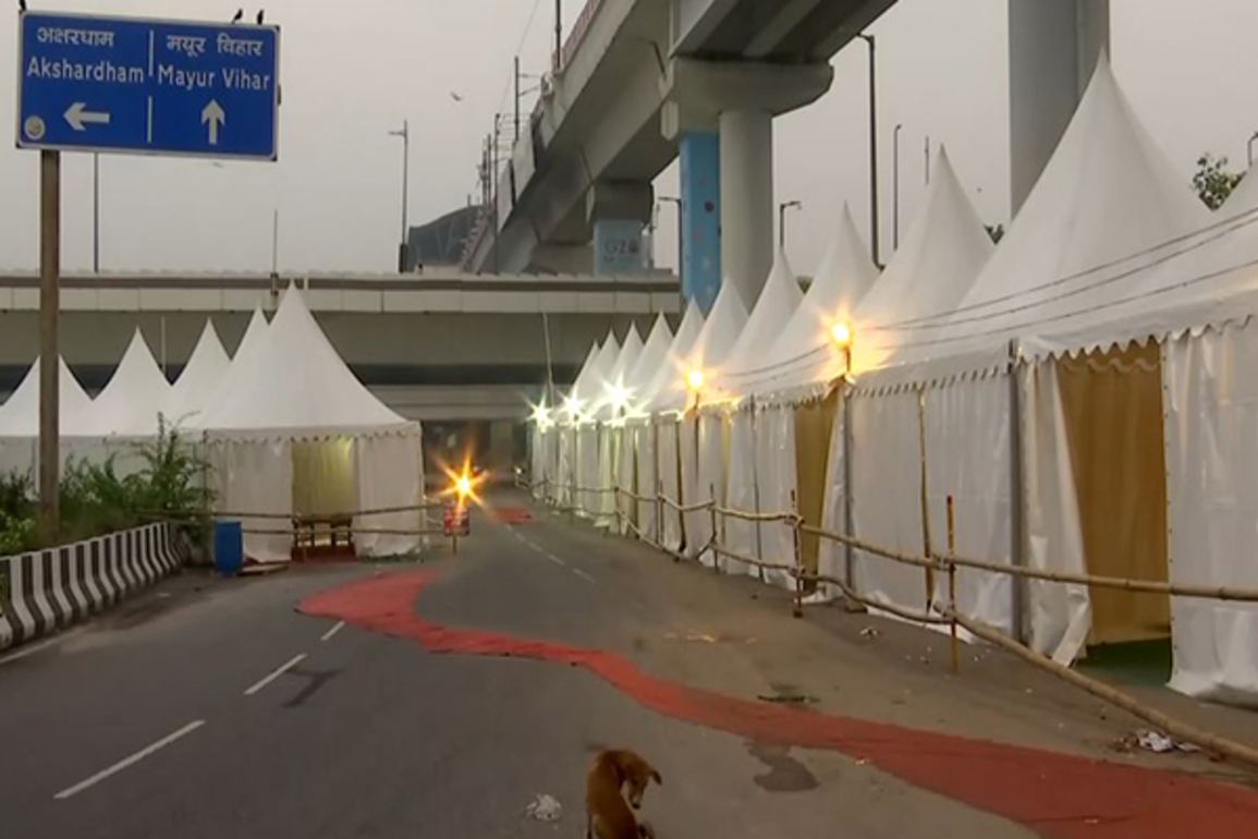 Flood relief camps set up in Delhi's Mayur Vihar as Yamuna crosses danger level