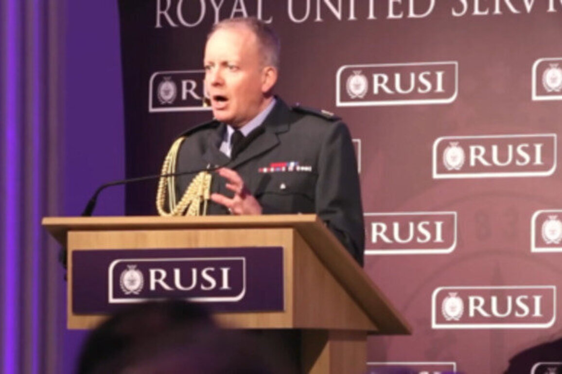 Brits must be ready to sacrifice 'sons and daughters' - defence chief