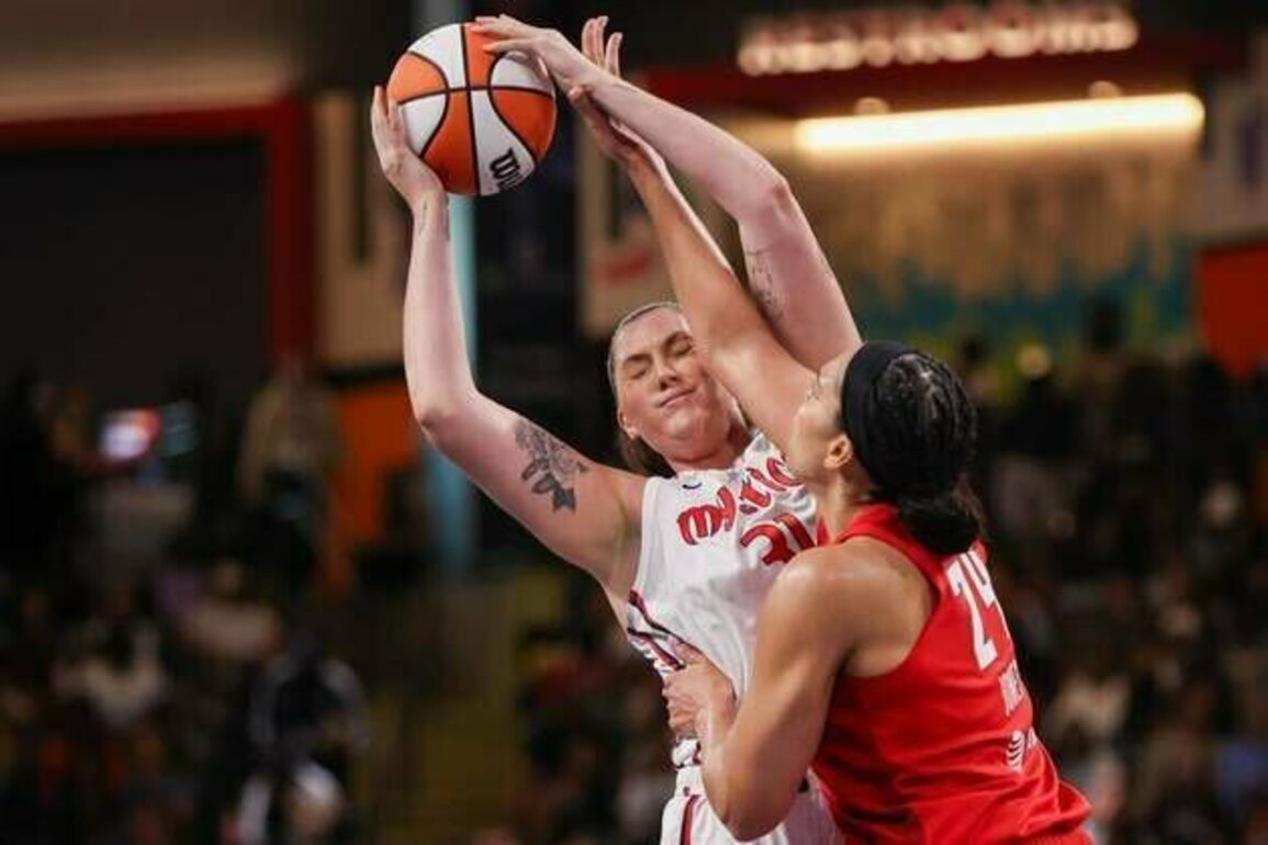 Dream overcome sloppy start, cruise to win over Mystics