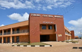 Olwaleero Pulezidenti Museveni agguddewo akatale e Tororo akatuumidwa Tororo Central Market .