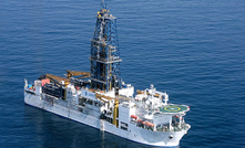 Navio japonês para extração de terras raras no fundo do mar