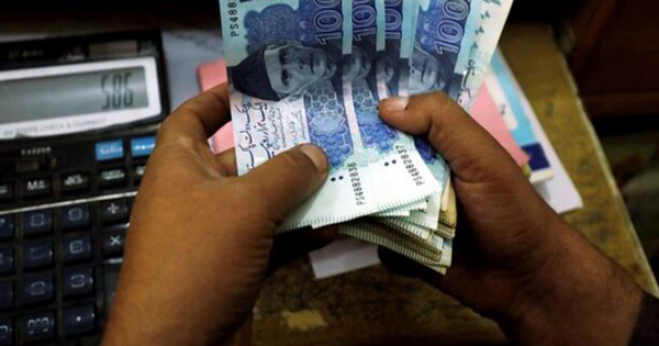 Pakistan’s inflation to remain in double digits through April 2026 amid rising energy costs